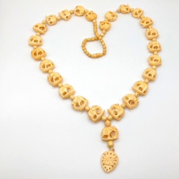 60's Bone Beaded Necklace With Elephant Carvings - Picture 10 of 10
